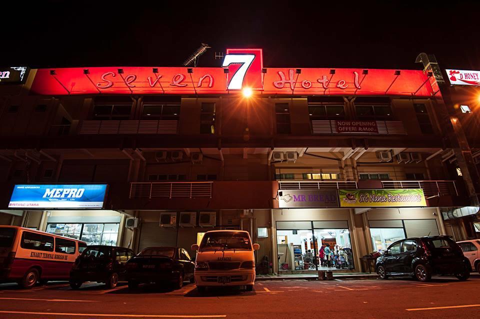 Seven Hotel Putatan Exteriér fotografie
